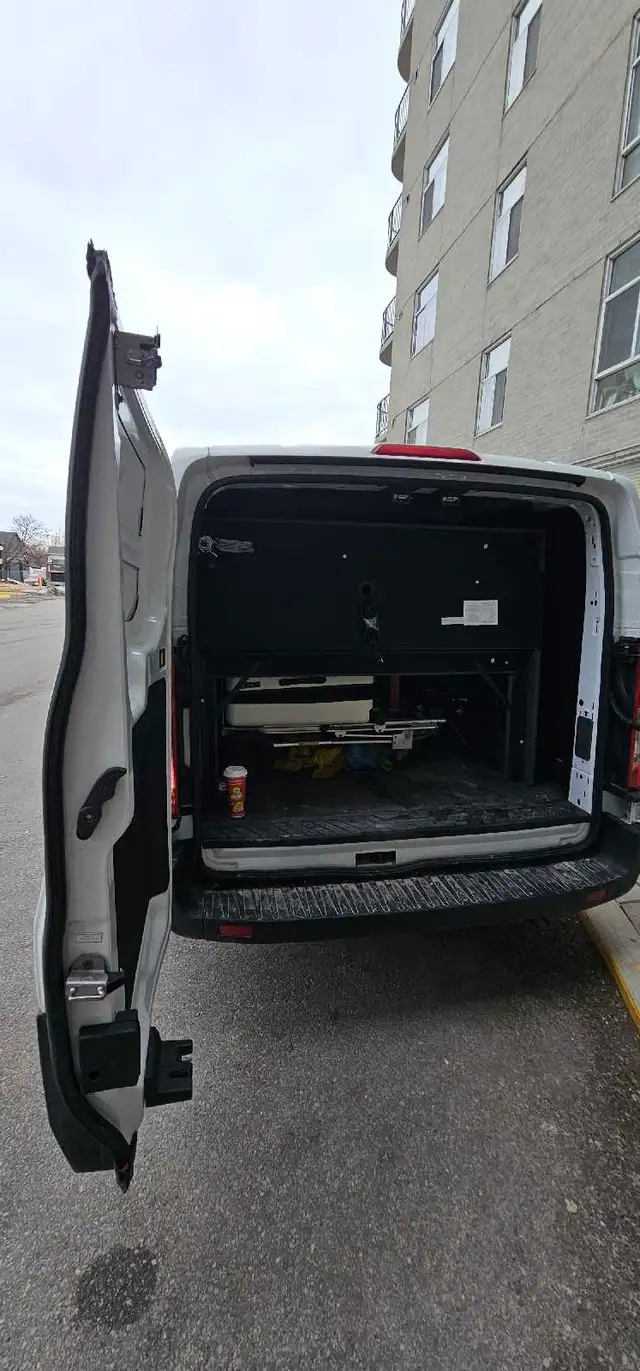 MOVING  TORONTO TO OTTAWA AND BACK 647-761-0675