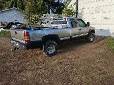 Chevrolet Silverado 2500HD - Photo 3