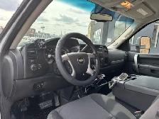 2011 Chevrolet Silverado 3500HD LT 4X4 6.6L DURAMAX DIESEL FISHE - Photo 11