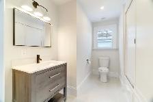 Spacious bright Newly renovated 3 bedroom home - Photo 6