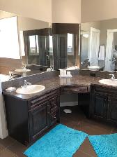 BEAUTIFUL EXECUTIVE FURNISHED HOME FOR RENT AIRDRIE - Photo 5
