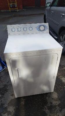 GE Super Capacity Dryer - Photo 2