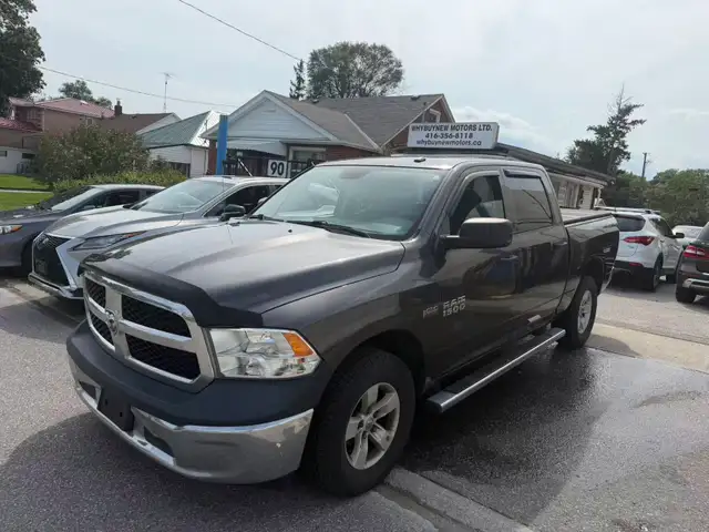 2017 Ram 1500 ST HEMI CREW 4X4