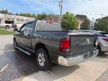 2017 Ram 1500 ST HEMI CREW 4X4 - Photo 5