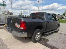2017 Ram 1500 ST HEMI CREW 4X4 - Photo 7