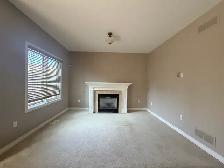 4 BEDROOM HOME AVAILABLE FOR RENT IN ST. CATHARINES! - Photo 4