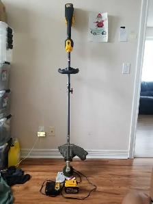 DEWALT 60V MAX Brushless String Trimmer