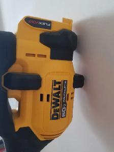 DEWALT 60V MAX Brushless String Trimmer - Photo 3