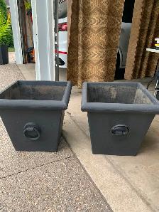 Large tropical planting pot