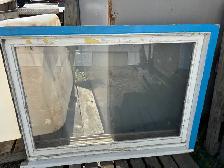Cultured stone &Window - Photo 2