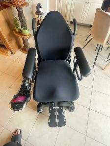 Brand new wheelchair - Photo 5