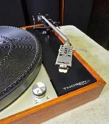 THORENS TD150MKII AB BELT DRIVE FULLY MANUAL TURNTABLE - Photo 4