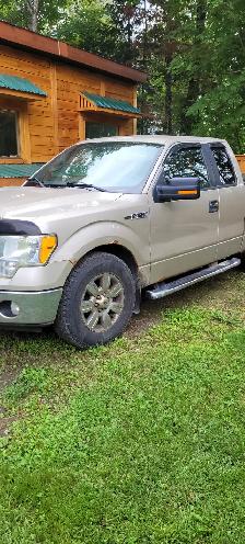 2011 Ford f150 4x4 - Photo 2