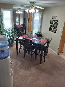 Room For Rent in Clean, Quiet Home .  Available Immediately. - Photo 3