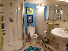 Room For Rent in Clean, Quiet Home .  Available Immediately. - Photo 8