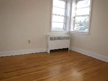 2 Bedroom Zulich Managed Apartment Available October 1st - Photo 5