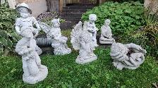 Concrete Statues - Photo 2