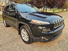 2017 Jeep Cherokee Latitude/North 3.2L V6 4X4 - Photo 2