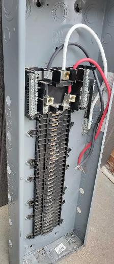 Electrical Load Centre - Photo 3