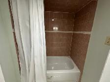 Room for rent - Photo 2