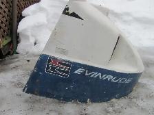 Un cab de Snowcruiser 68 je crois et un cab d'Évinrude  a vendre - Photo 2