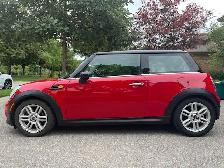 CERTIFIED 2011 MINI Cooper – 100,250 km – Automatic – $5,900 OBO - Photo 5