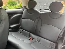 CERTIFIED 2011 MINI Cooper – 100,250 km – Automatic – $5,900 OBO - Photo 10