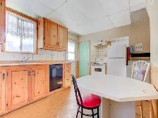 5 bedrooms for rent in a home near McMaster University - Photo 3