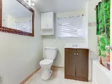 5 bedrooms for rent in a home near McMaster University - Photo 7