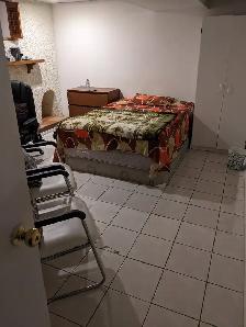 Basement for rent - Photo 2