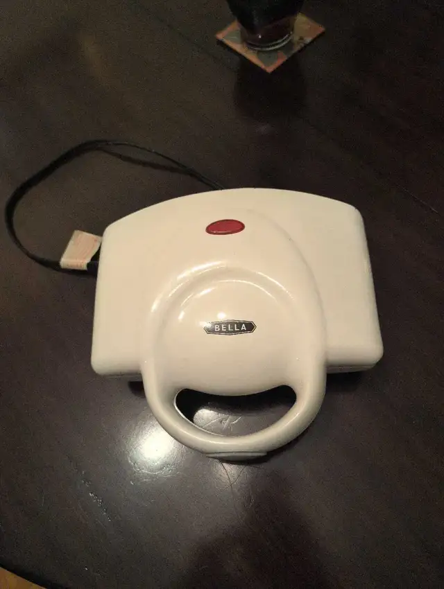 Bella waffle maker