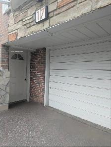 2-Bedroom Walkout Basement Apartment, All-Inclusive & Private - Photo 2