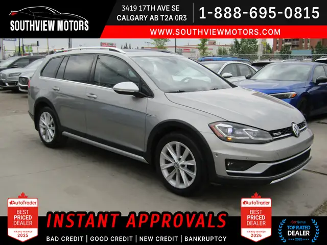 2018 Volkswagen Golf Alltrack 6 Speed Manual | Panoroof | NAVI |
