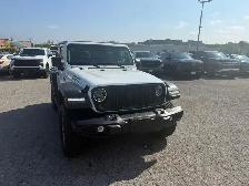2025 Jeep Wrangler - Photo 2