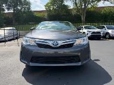 2014 Toyota Camry LE Hybrid - Photo 3