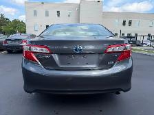 2014 Toyota Camry LE Hybrid - Photo 5