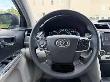 2014 Toyota Camry LE Hybrid - Photo 9