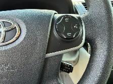 2014 Toyota Camry LE Hybrid - Photo 11