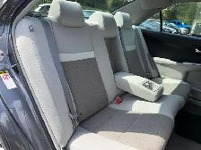 2014 Toyota Camry LE Hybrid - Photo 17