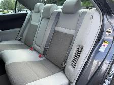 2014 Toyota Camry LE Hybrid - Photo 18