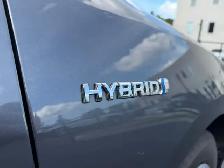 2014 Toyota Camry LE Hybrid - Photo 19