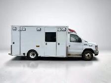 2018 FORD E-350 / FORMER AMBULANCE! E-350 SD - Photo 2