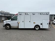 2018 FORD E-350 / FORMER AMBULANCE! E-350 SD - Photo 4
