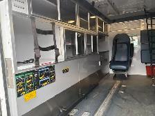 2018 FORD E-350 / FORMER AMBULANCE! E-350 SD - Photo 8
