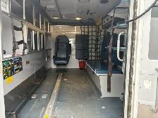 2018 FORD E-350 / FORMER AMBULANCE! E-350 SD - Photo 9