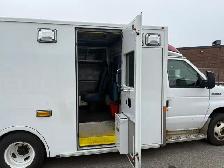 2018 FORD E-350 / FORMER AMBULANCE! E-350 SD - Photo 10