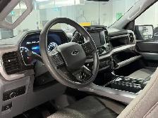 2023 Ford F-150 XLT XLT|Low Mileage|Accident Free - Photo 2