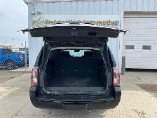 2017 GMC Yukon XL SLT 4WD 7 Passenger | Command Start | Power Ta - Photo 9