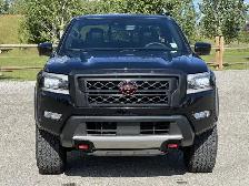 2024 Nissan Frontier PRO-4X | Luxury Equipment | No Accidents - Photo 11