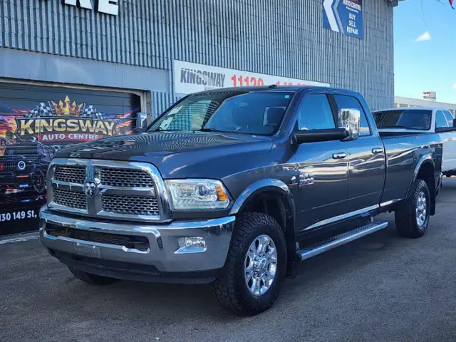 2015 Ram 3500 4WD Crew Cab Laramie
